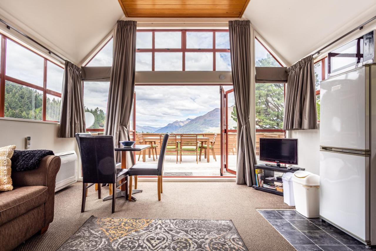 Hot Tub And Views Over Central Queenstown - Entire Holiday House المظهر الخارجي الصورة