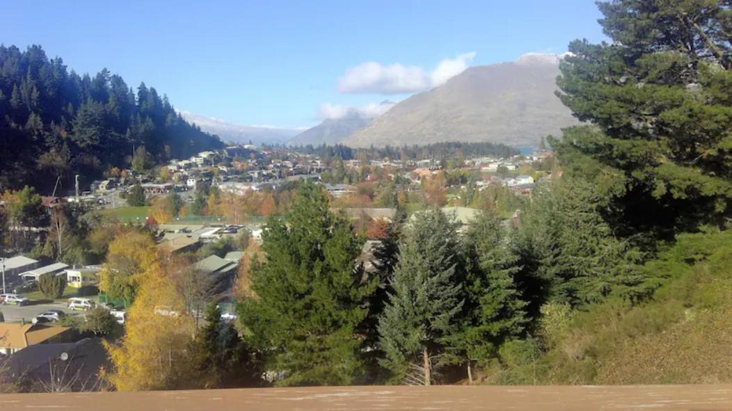 Hot Tub And Views Over Central Queenstown - Entire Holiday House المظهر الخارجي الصورة