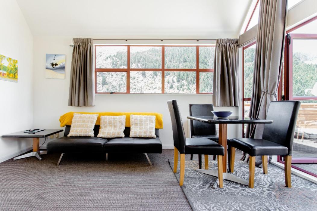 Hot Tub And Views Over Central Queenstown - Entire Holiday House المظهر الخارجي الصورة
