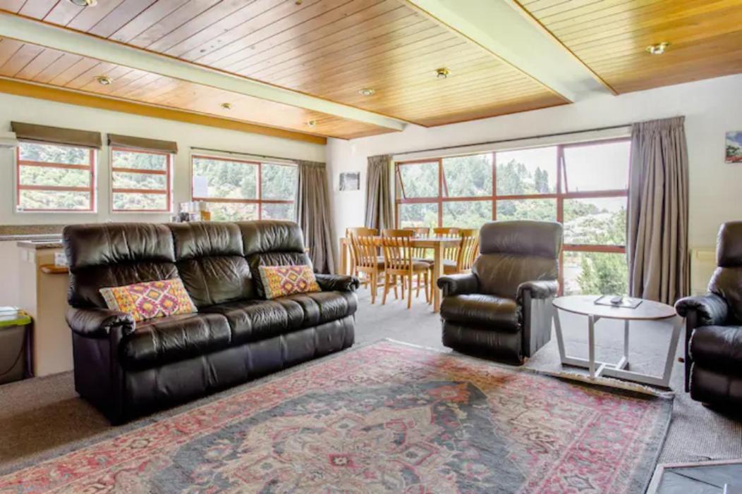 Hot Tub And Views Over Central Queenstown - Entire Holiday House المظهر الخارجي الصورة