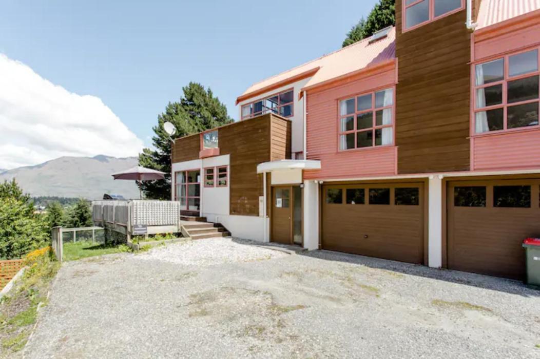 Hot Tub And Views Over Central Queenstown - Entire Holiday House المظهر الخارجي الصورة