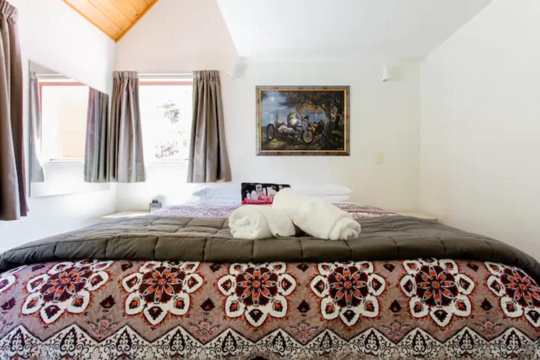 Hot Tub And Views Over Central Queenstown - Entire Holiday House المظهر الخارجي الصورة